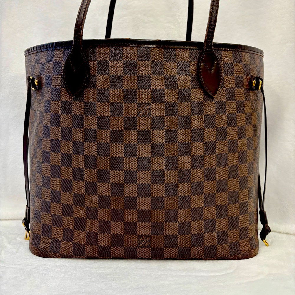 Elegant Brown Checkered Tote Bag